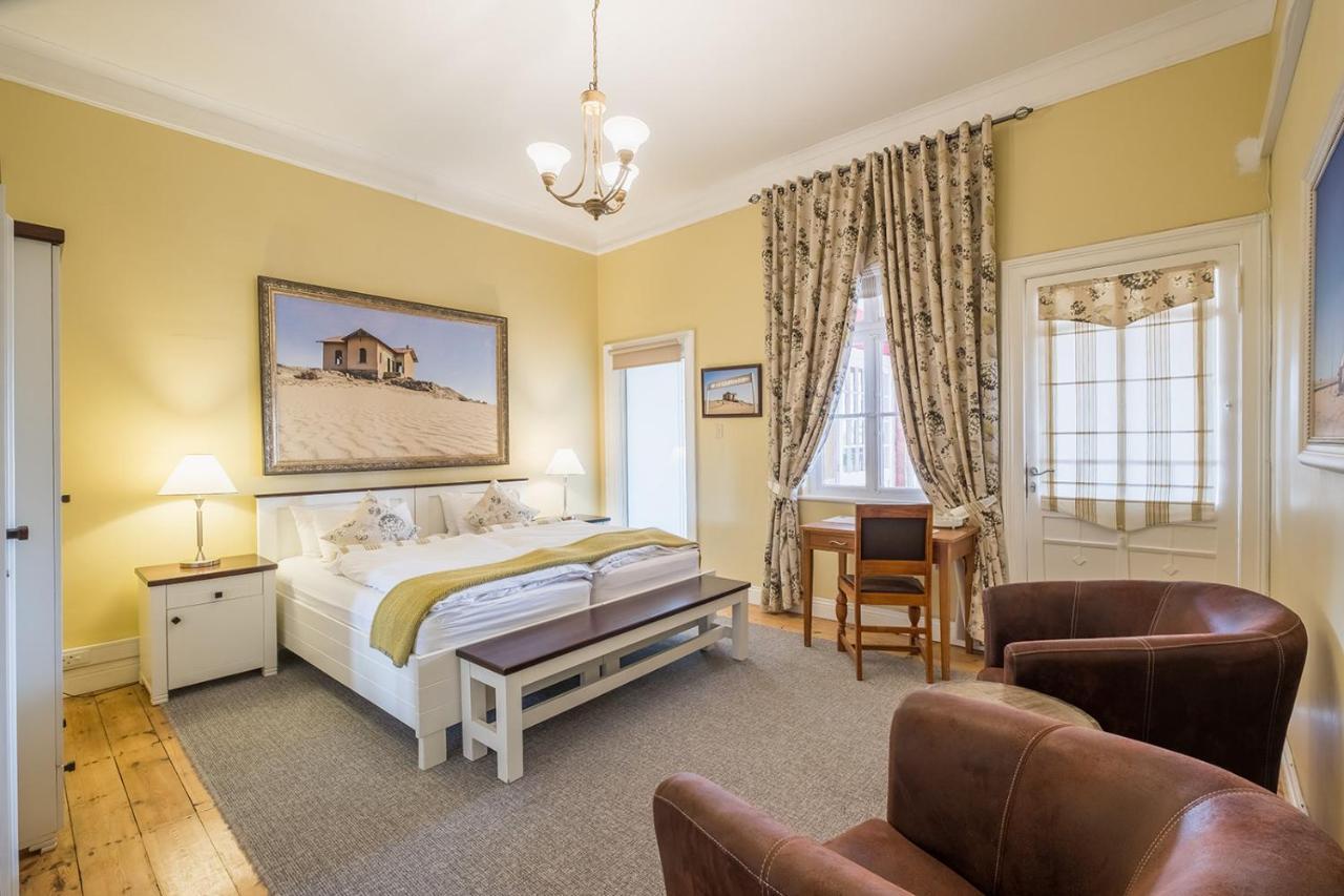Alte Villa Boutique Hotel Luderitz Ngoại thất bức ảnh